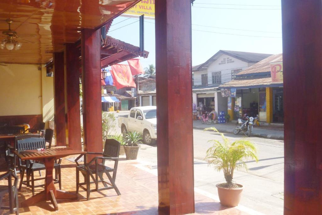 Malany Villa 2 Vang Vieng Εξωτερικό φωτογραφία
