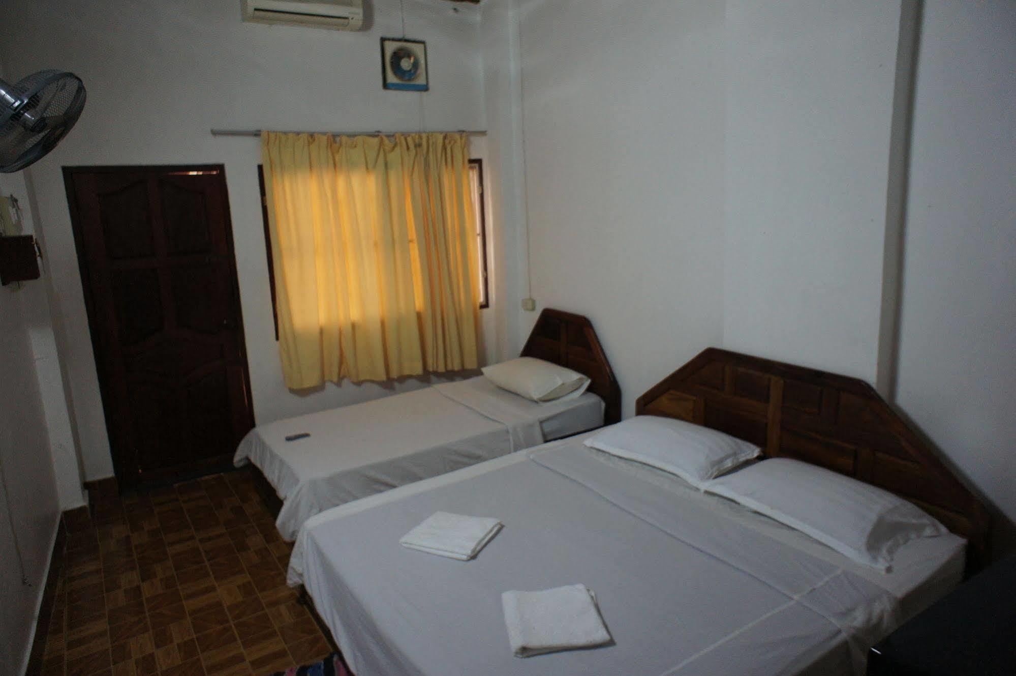 Malany Villa 2 Vang Vieng Εξωτερικό φωτογραφία