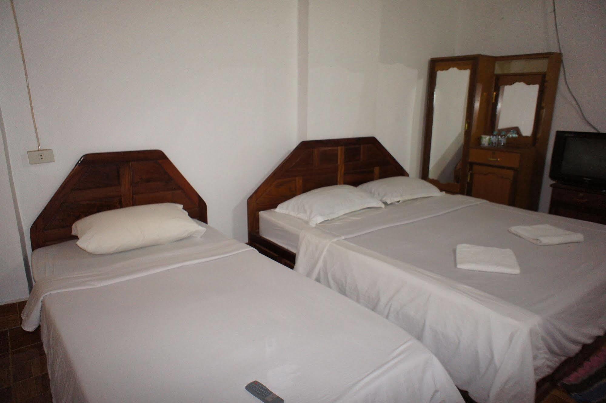 Malany Villa 2 Vang Vieng Εξωτερικό φωτογραφία